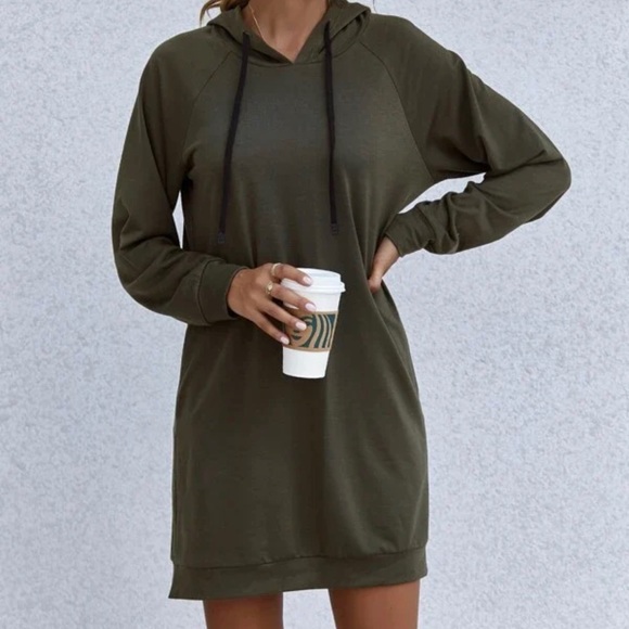 New York & Company Dresses & Skirts - 🌿🌿Dark fall green hooded vneck sweatshirt dress with pockets! EUC